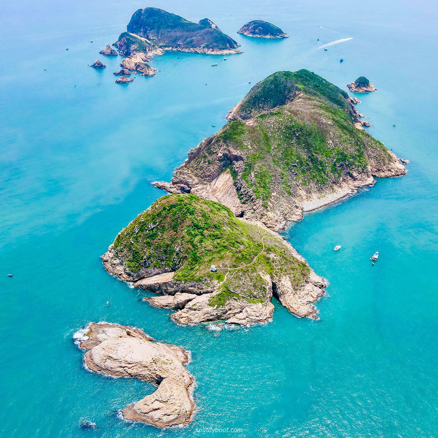 North Ninepin Island Speedboat Charter