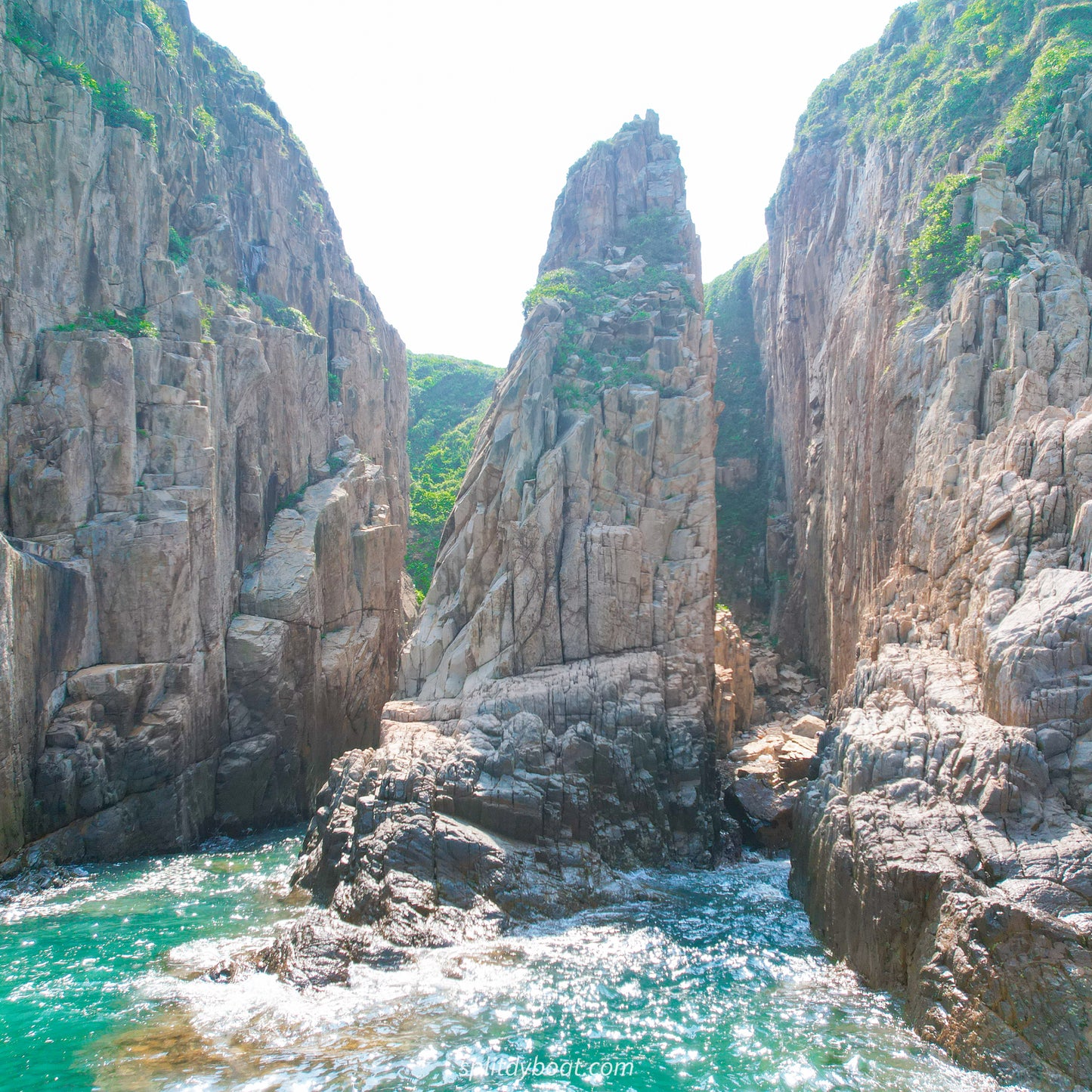 (遊艇版)地質公園四洞火山觀光導賞團*4小時