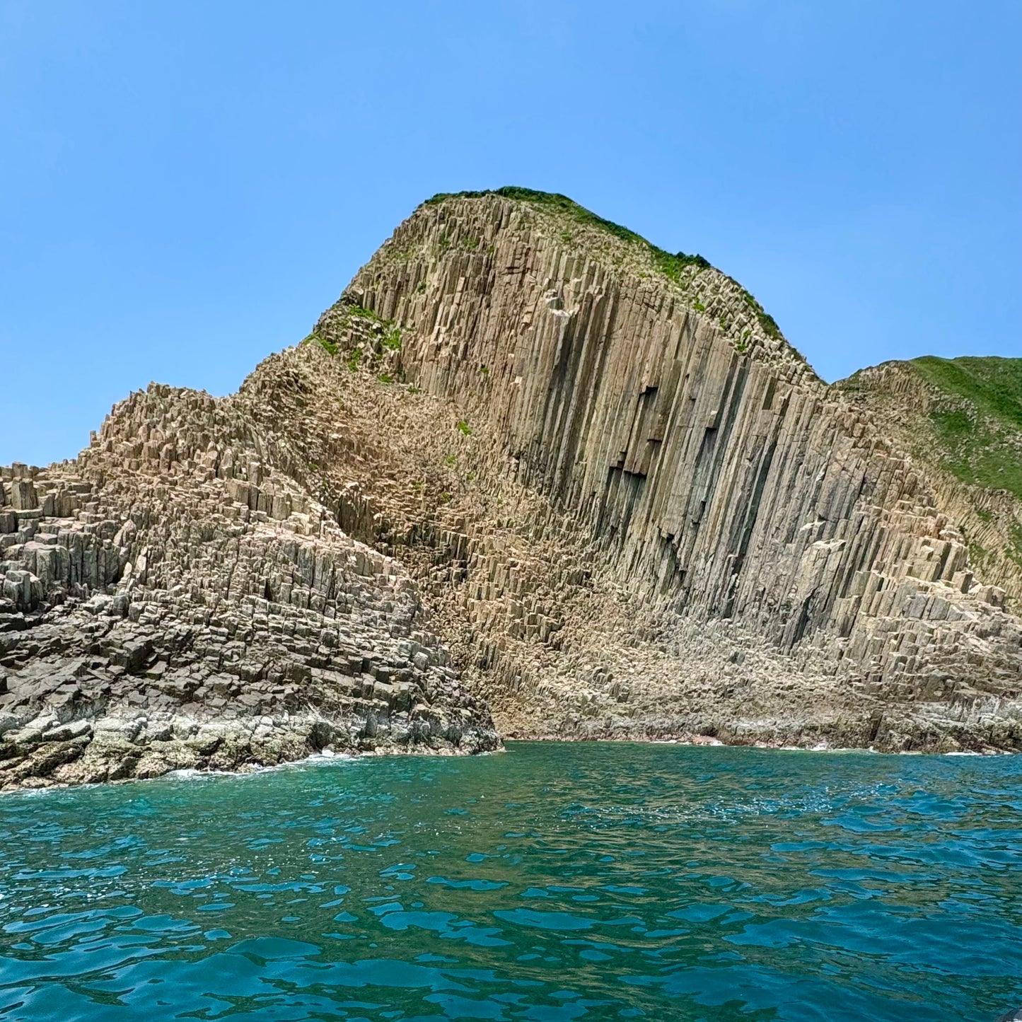 Geopark Four Sea Arches Volcano Sightseeing Tour (Yacht Edition) *5 hrs