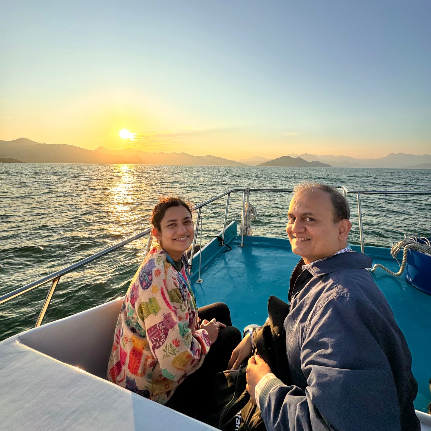 Экскурсия по вулкану с двойными морскими арками Геопарка (версия на яхте) *2,5 часа