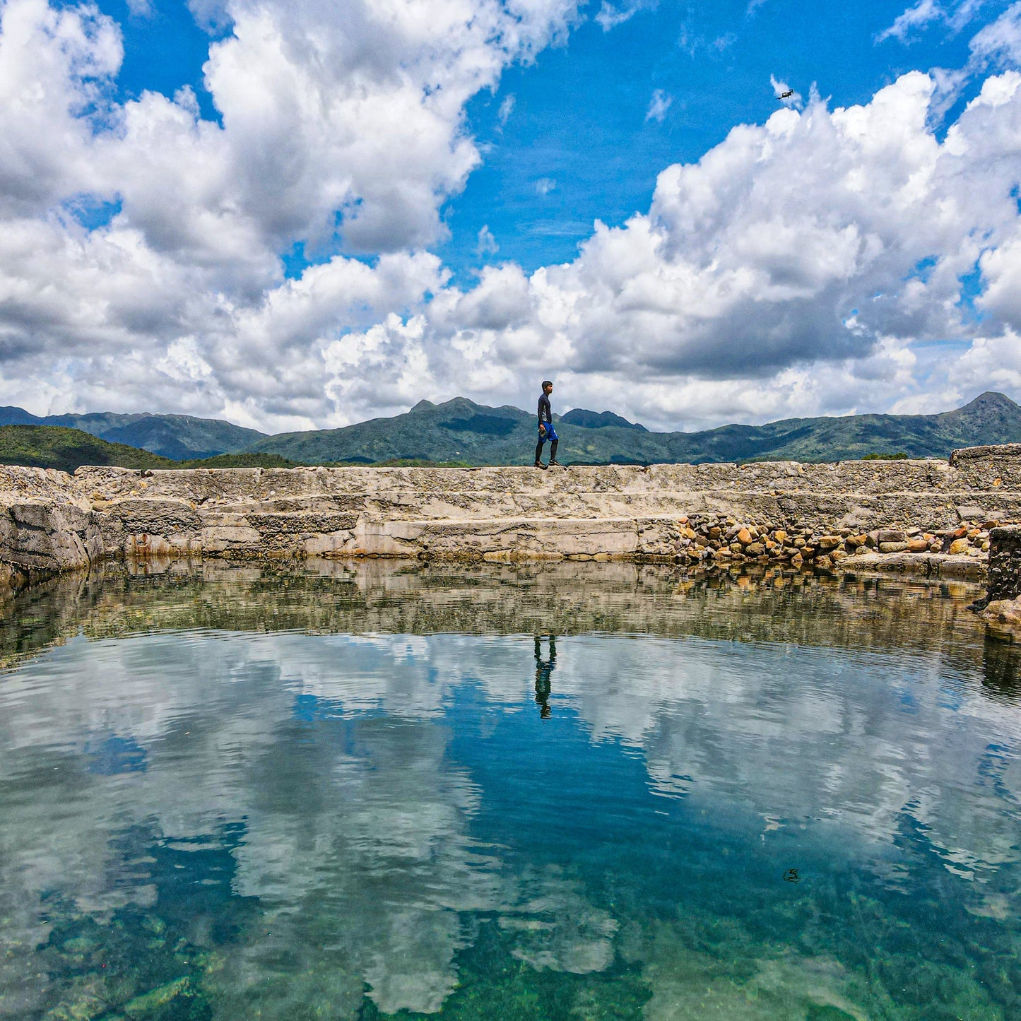 橋咀島