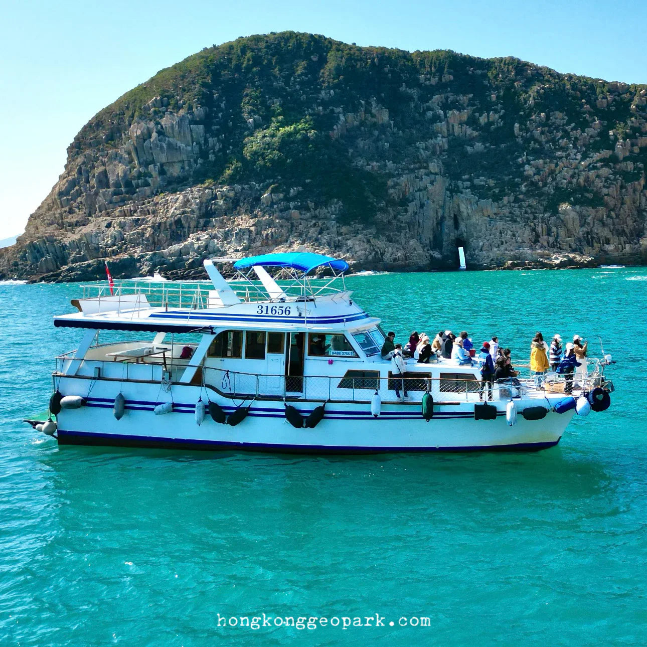 Hong Kong Yacht Tour