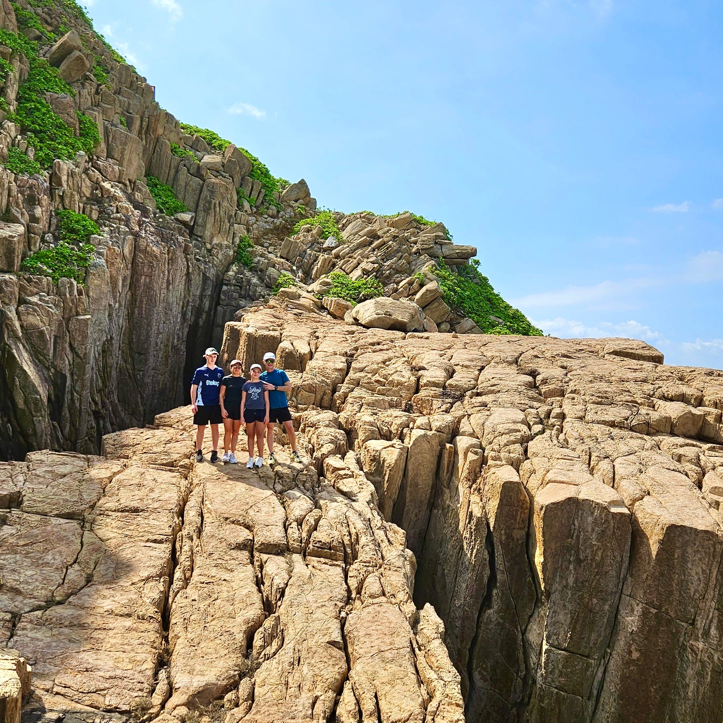 （3.5小時）四海拱火山觀光及果洲群島跳島遊