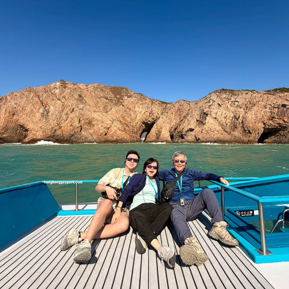 (Split-Session) Hong Kong Geopark Yacht Tour and NEMO Clownfish Snorkelling