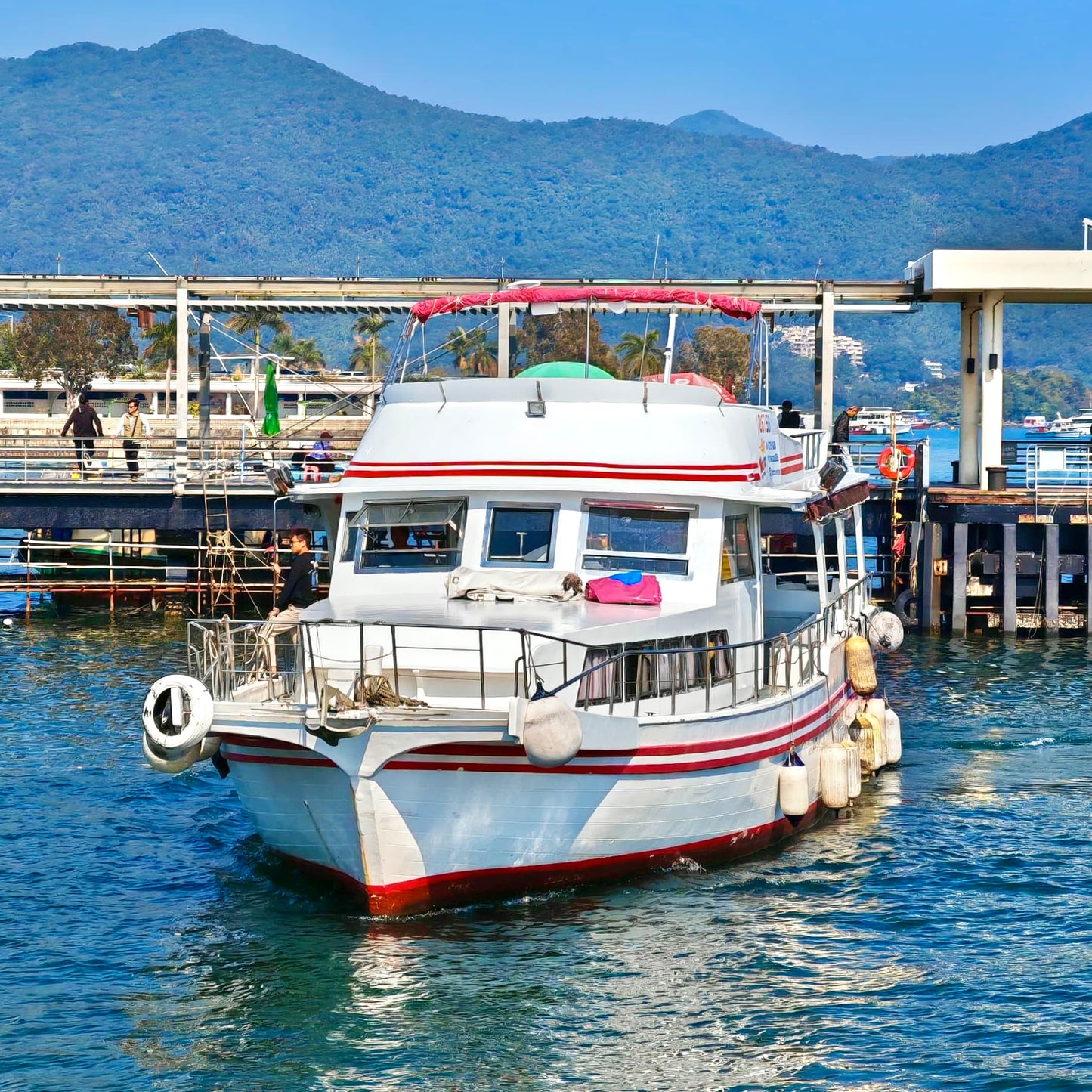 26759 (42 Pax) - Hong Kong Yacht