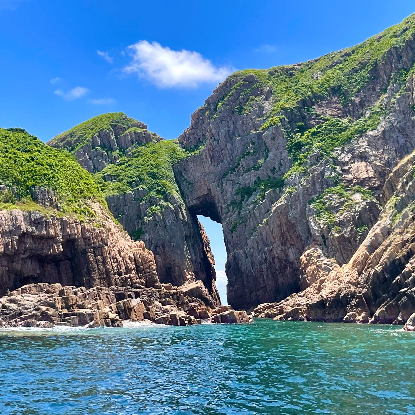 Geopark Four Sea Arches Volcano Sightseeing Tour (Yacht Edition) *5 hrs