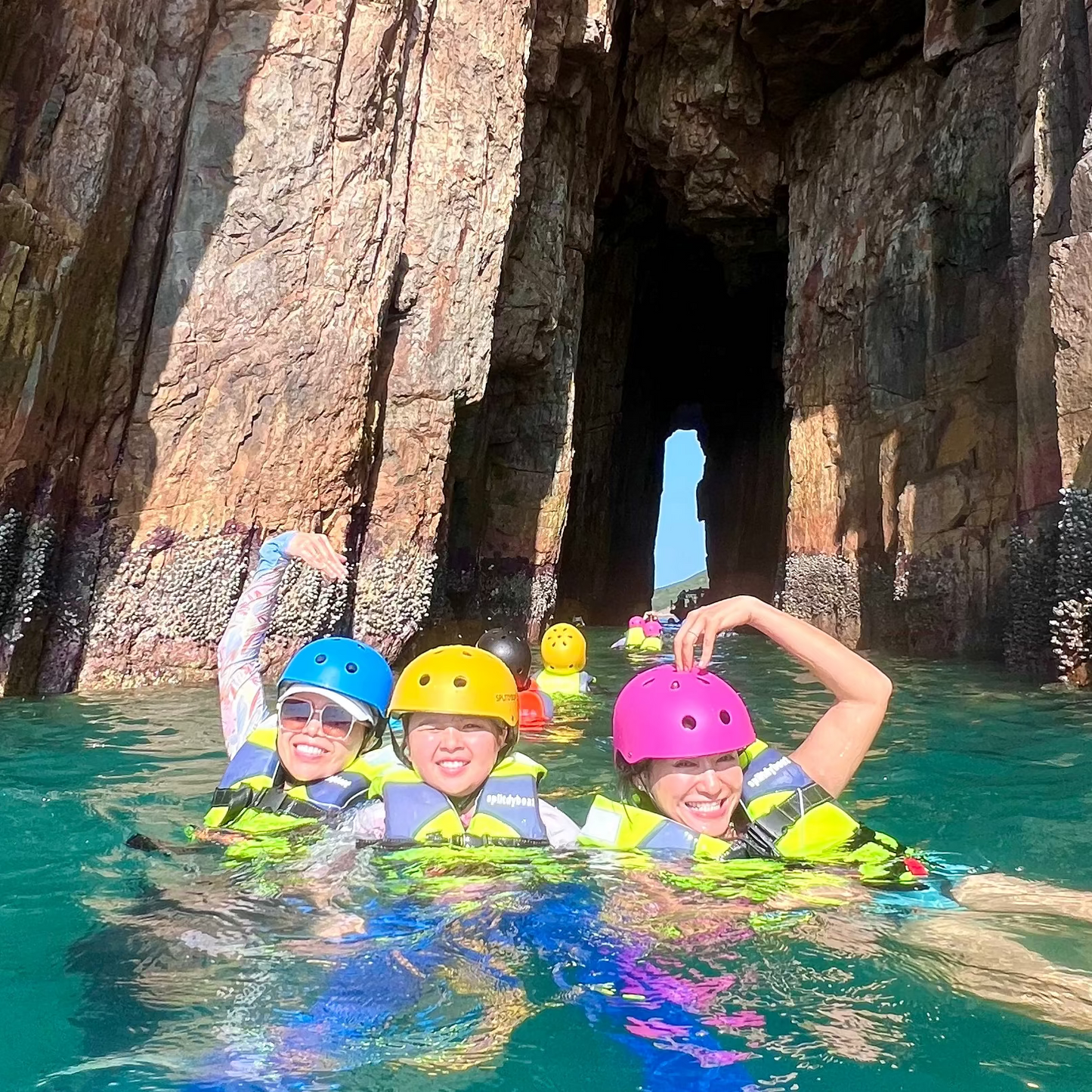 (3,5 ore) Coasteering alle Doppie Archi Marine e Snorkeling nell'Area Nascosta di Corallo