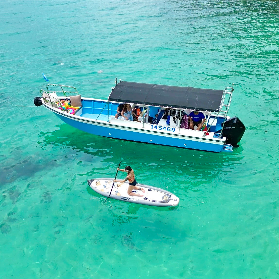 (4 ชั่วโมง) ทัวร์ชมวิวอุทยานธรณีฮ่องกงด้วยสปีดโบ๊ทส่วนตัว + สนุกที่ชายหาด