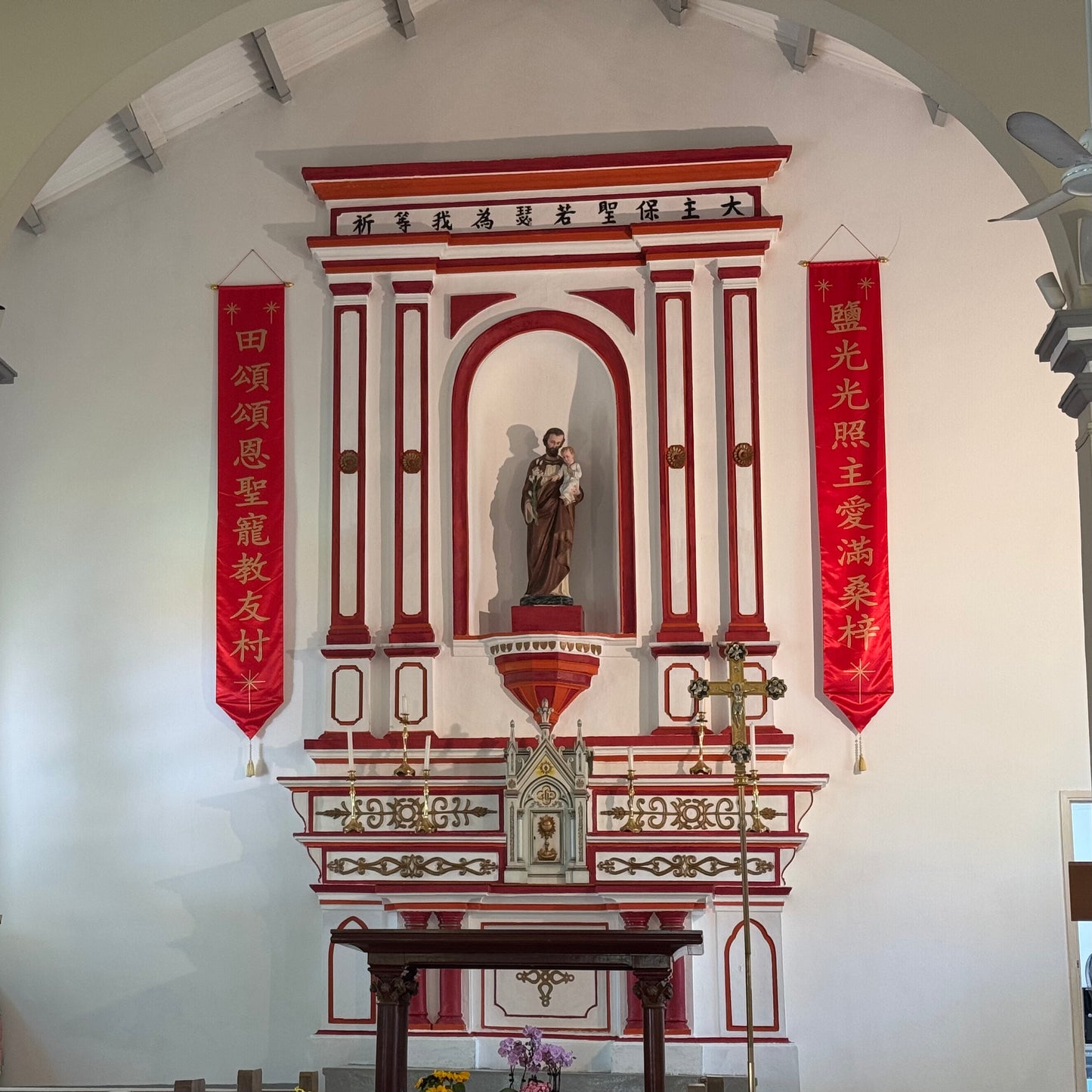 Sai Kung Inner Bay Multicultural and Geological Boat Sightseeing Tour