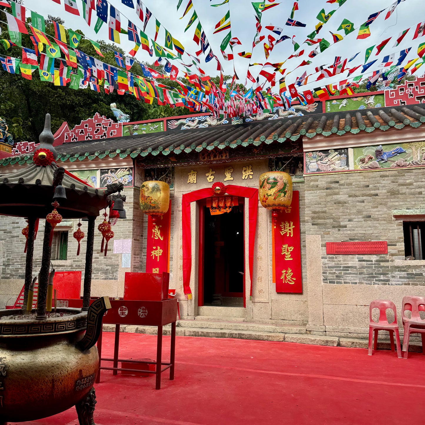 Sai Kung Inner Bay Multicultural and Geological Boat Sightseeing Tour