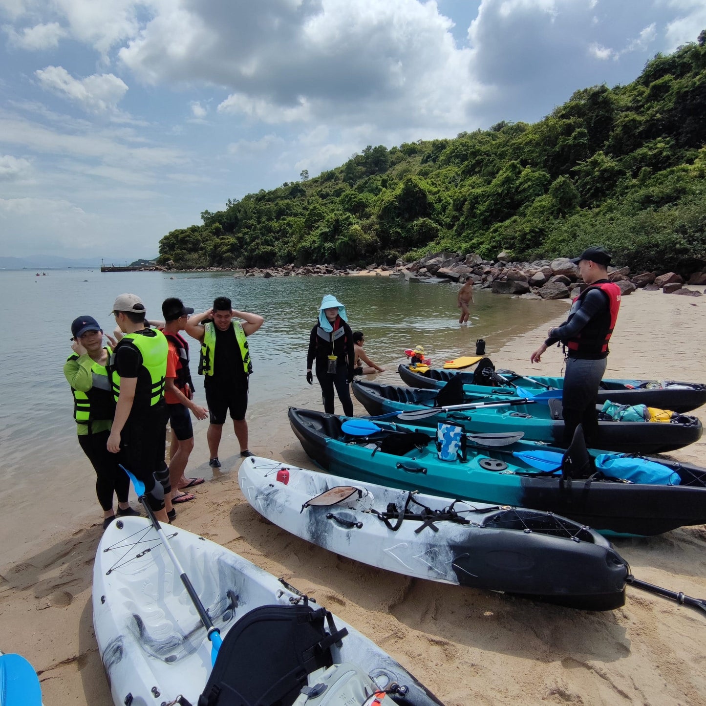 Hoi Ha Wan Kayaking and Snorkeling Tour